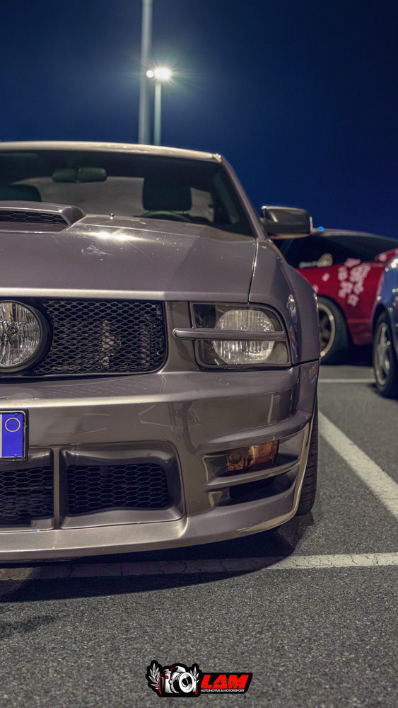 FORD MUSTANG MK5