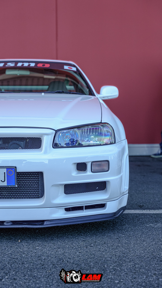 NISSAN SKYLINE GTR R34